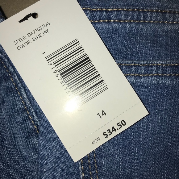 DKNY jeans - Picture 4 of 4